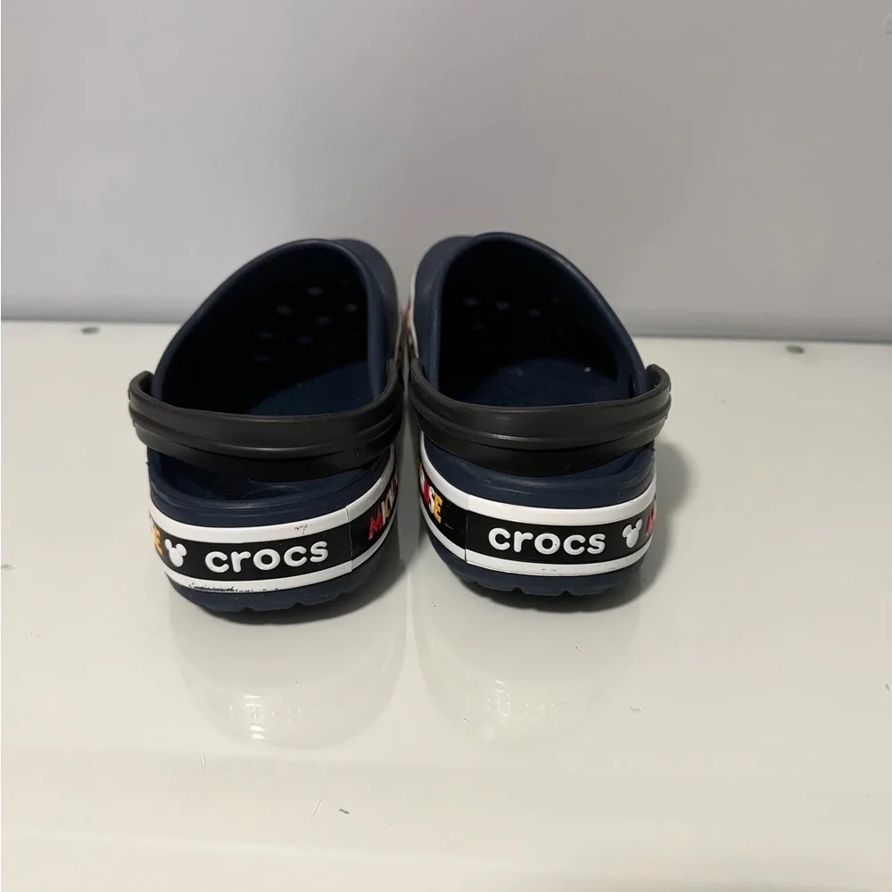 CROCS navy clogs